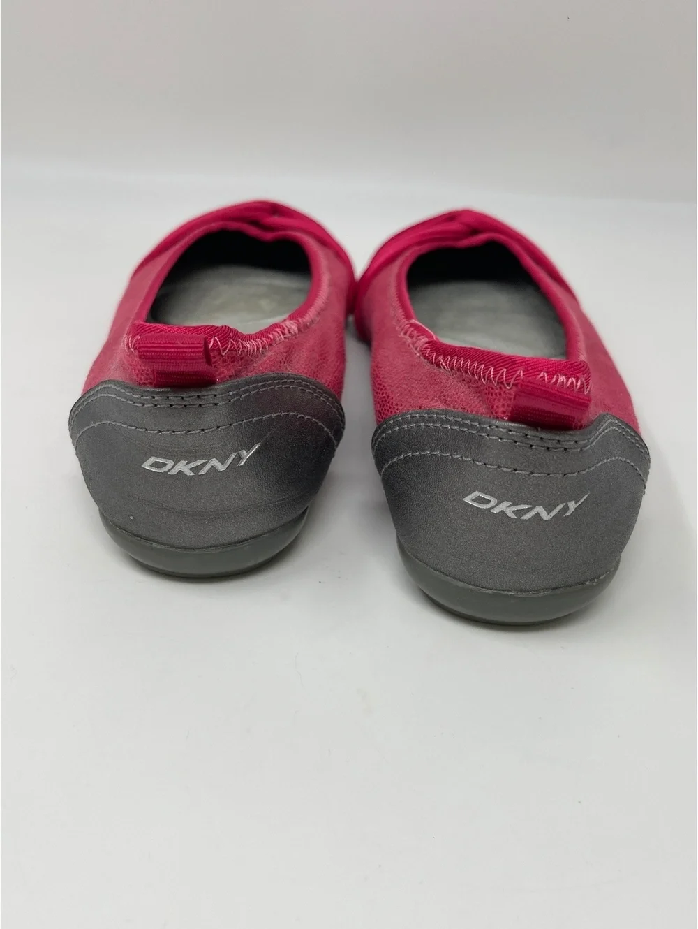 DKNY Womens Pink Metallic Grey Ballet Flats Knot Toe Elastic Comfort Shoes 5.5
